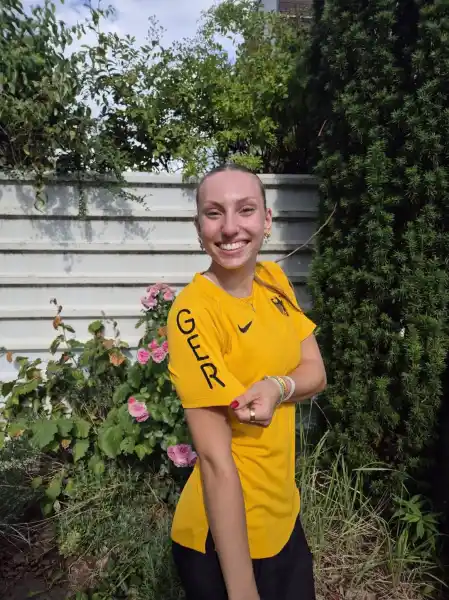Amelie Giese erstmals im DLV-Outfit